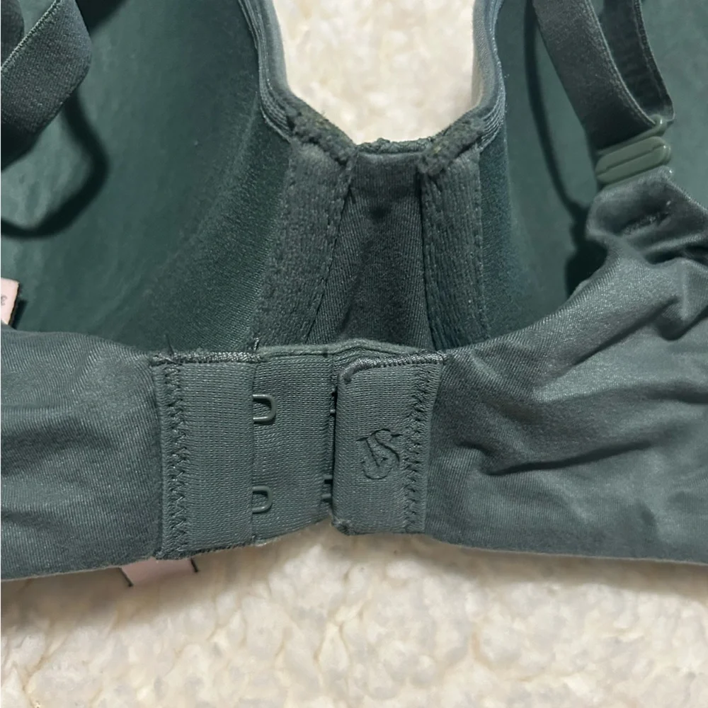 EUC Victoria’s Secret Bra - Size 34D - Army Green - Picture 4 of 6